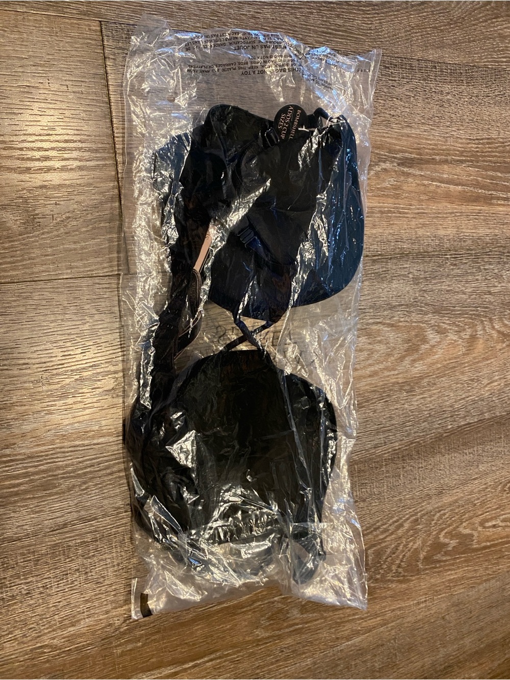 Victoria’s Secret bombshell add-2-cups push-up bra